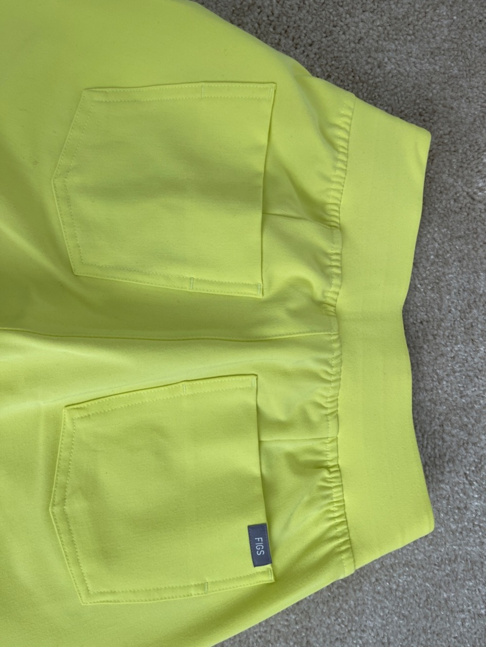 Figs Petite XXS Zamora Jogger Scrub Pants Bright Yellow - Picture 4 of 4